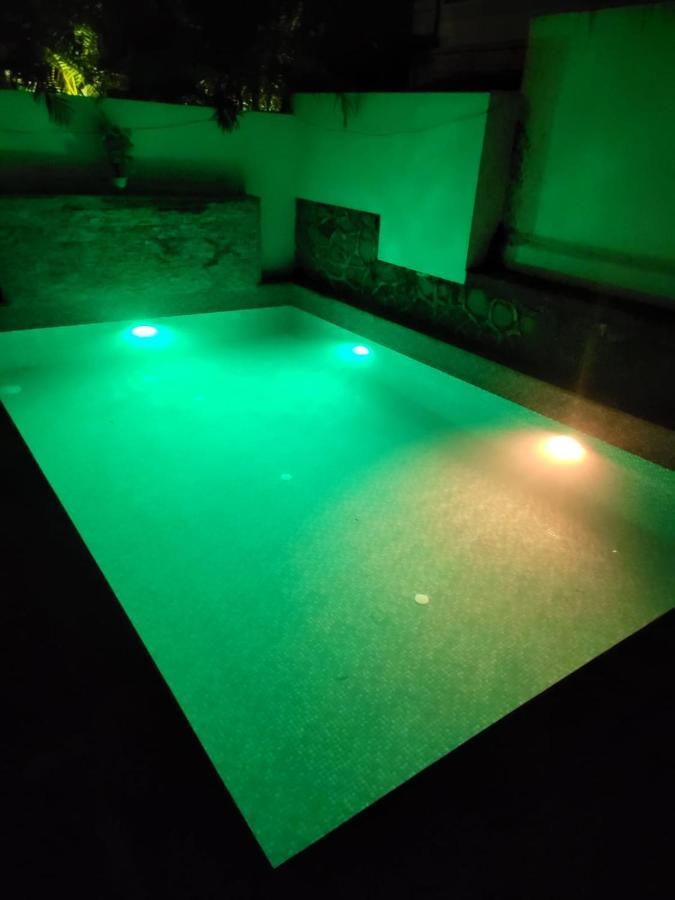 The Perfect Stays Para Disco Big Pool Cricket Turf Villa ロナバラ エクステリア 写真