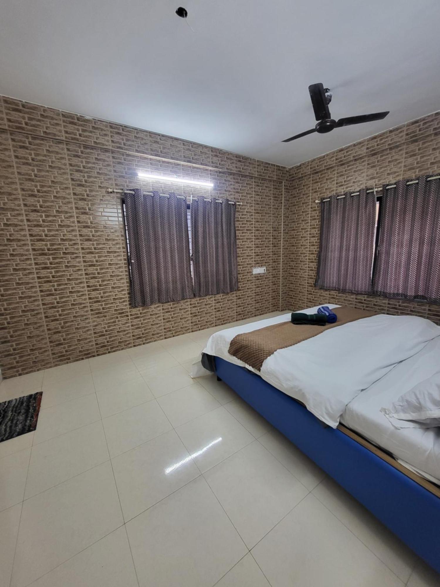 The Perfect Stays Para Disco Big Pool Cricket Turf Villa ロナバラ エクステリア 写真