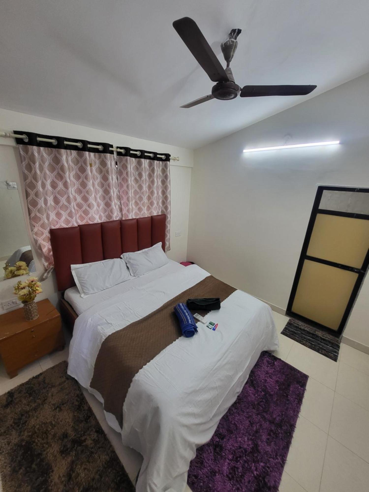 The Perfect Stays Para Disco Big Pool Cricket Turf Villa ロナバラ エクステリア 写真