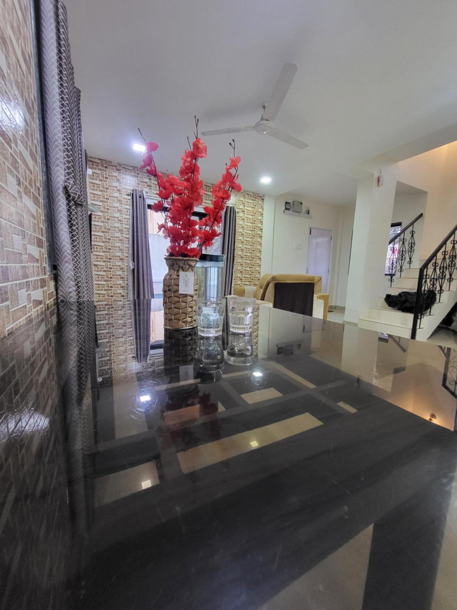 The Perfect Stays Para Disco Big Pool Cricket Turf Villa ロナバラ エクステリア 写真